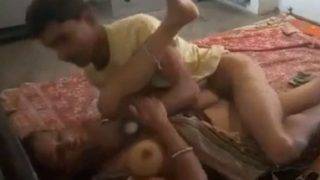 Dehati desi bitch hardcore sex video leaked online