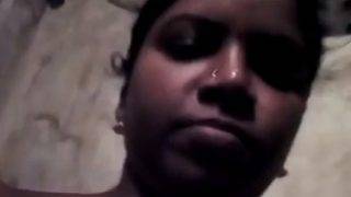 Tamil Madurai girl naked solo selfie video leaked online