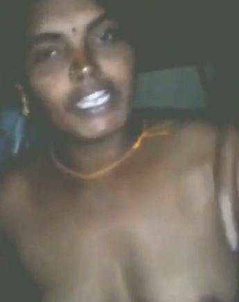 Indian village prostitute caught fully nude – AuntyMaza.in – AuntyMaza.in