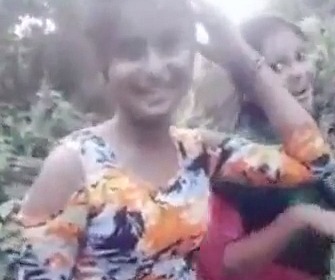 Desi Lesbian kiss for TikTok fame – AuntyMaza.in – AuntyMaza.in