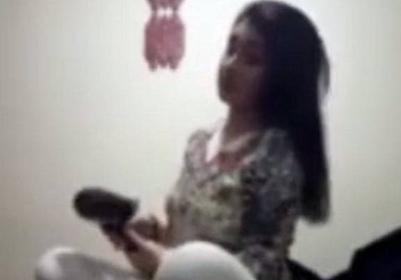 Paki Karachi girlfriend nude Selfie – AuntyMaza.in – AuntyMaza.in