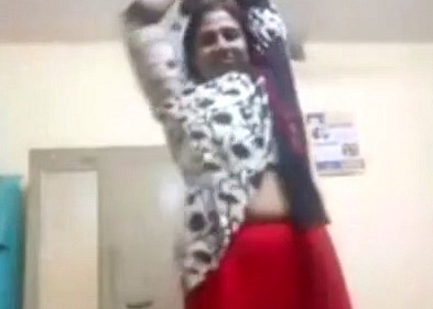 Rumki nude Desi selfie video – AuntyMaza.in – AuntyMaza.in