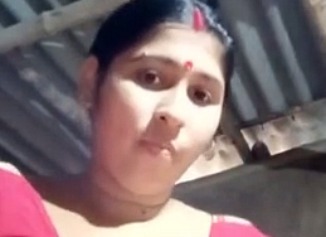 Boudi Bibastra MMS Showing Big boobs and Pussy – AuntyMaza.in – AuntyMaza.in