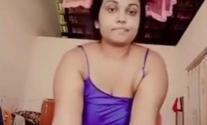 Indian Quarantine Selfie Nude Challenge