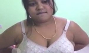 Indian cam lady nude show