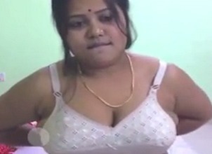 Indian cam lady nude show