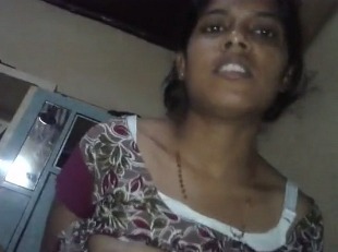 Nagna chudai video of Jigyasa Parteti – AuntyMaza.in – AuntyMaza.in