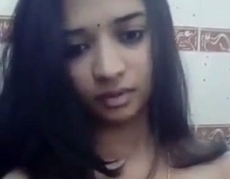 Desi wife Priya sexy selfie – AuntyMaza.in – AuntyMaza.in