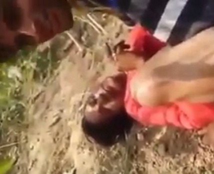 Rajasthani village sex - Khet chudai video – AuntyMaza.in – AuntyMaza.in