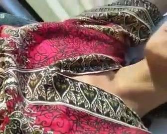 Daring Indian girl nude in tourist bus – AuntyMaza.in – AuntyMaza.in
