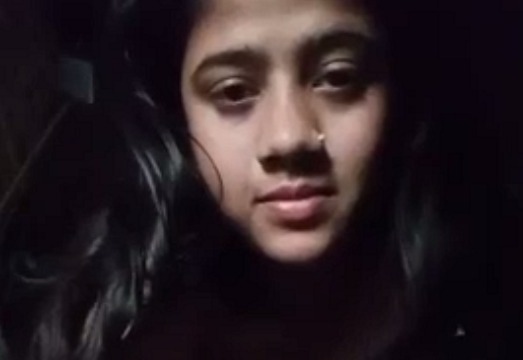 Hindustani nagna selfie MMS – AuntyMaza.in – AuntyMaza.in