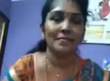 Malayali aunty showing yoni - Solo nude MMS – AuntyMaza.in – AuntyMaza.in