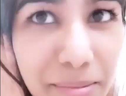 Poonam Pandey webinar on covid - Uncut nipple slip – HamaterDesi.com – HamaterDesi.com