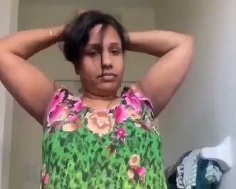 Fat Indian aunty Janaki full nude show – AuntyMaza.in – AuntyMaza.in