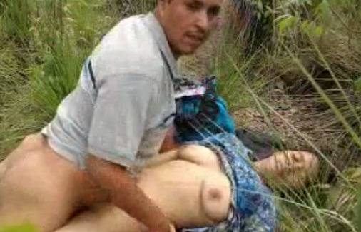 Mature couple outdoor XXX