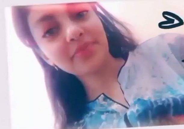 Naked cute selfie MMS – AuntyMaza.in – AuntyMaza.in