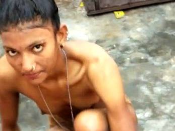 Lean desi bathing village video clip