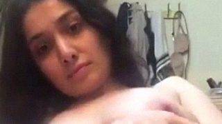 Very hot Paki beauty fingering chut and ass video