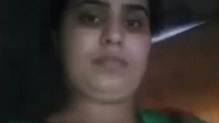 BD Barishal bhabhi showing boobs and pussy