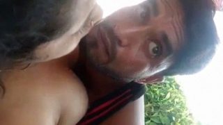 Dehati desi couple from Bhopal outdoor sex video