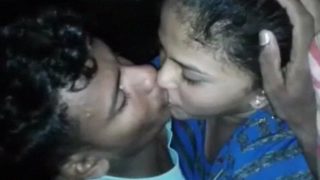 Indian young neighbor lovers ki quick romantic sex video