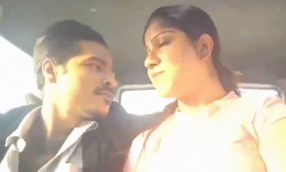 Uncensored web sex with secretary in-car video