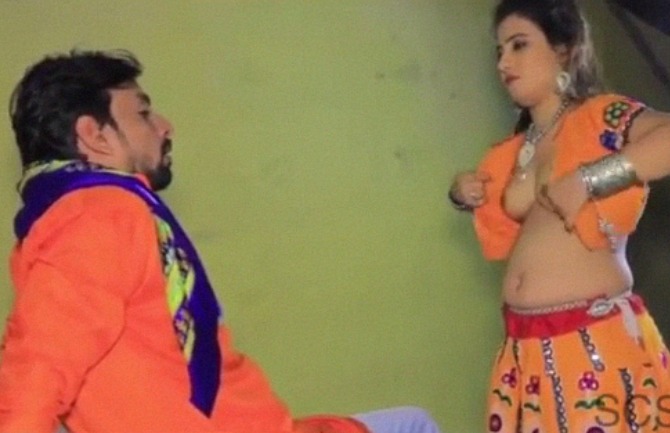 Marwadi Xxxsex - Hot Rajasthani girl getting fucked porn movie - KamaBaba.desi