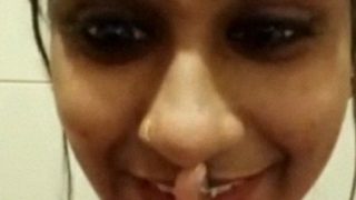 Indian Tamil girl fingers vagine on video call
