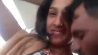 Rural desi lady kissed and boobs sucked in car