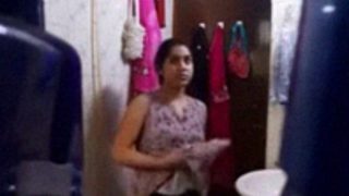 Desi Bhabhi Bathing Hidden Camera Video Record