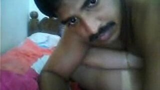 Indian couple’s romantic desi mms sex video