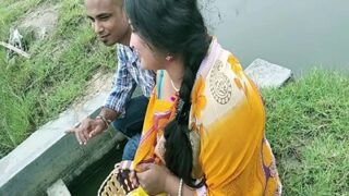 Bangla chuda chudi video of a busty slut and her lover