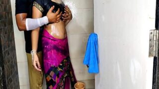 Bhabhi sex video of a devar fucking his bhabhi in the shower