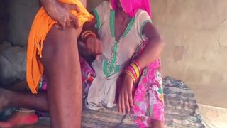 Desi Indian sex video of a Rajasthani aunty and a guy