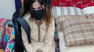 Karachi man fucks his stepdaughter after her college