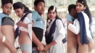 Desi girl fucks her Nepali lover in an Indian college girl sex