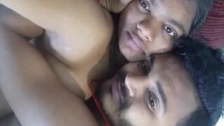 The owner fucks a young 18 yr old maid in a Bihari sex video