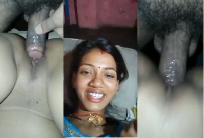 Lucky guy tears his married GF's shaved pussy – AuntyMaza.in – AuntyMaza.in