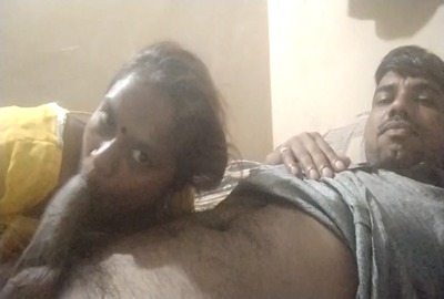 Man records his Bhabhi's blowjob MMS, sucking his cock – HamaterDesi.com – HamaterDesi.com
