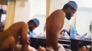 Hardcore Pakistani sex MMS of a man fucking his neighbor